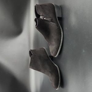 Arizona Womens Booties Galen Black Snake Suede Block Heel Memory Foam Size 8 1/2